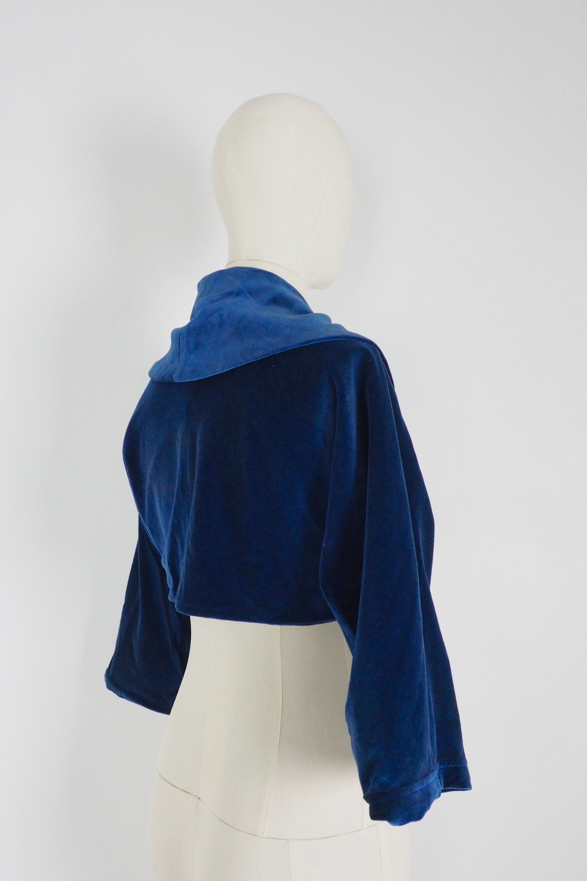 EASTON PEARSON 90's bolero.